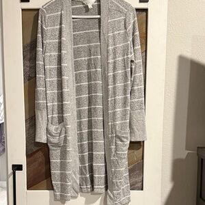 Market & Spruce Heathered Gray Cardigan